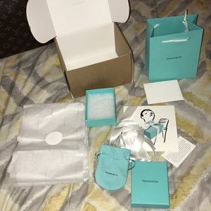Tiffany and Co set complete